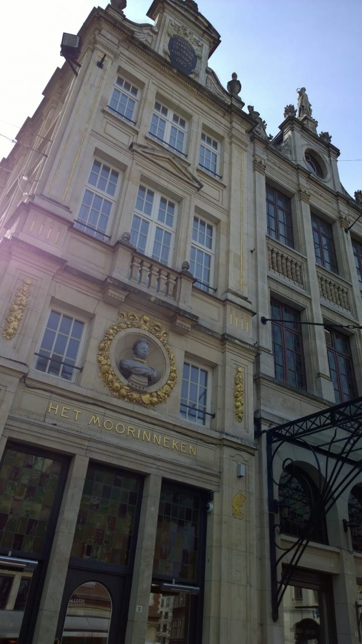 Vi la også en tur innom Starbucks i Leuven. En by med mange flotte bygninger og Belgias eldste universitet!